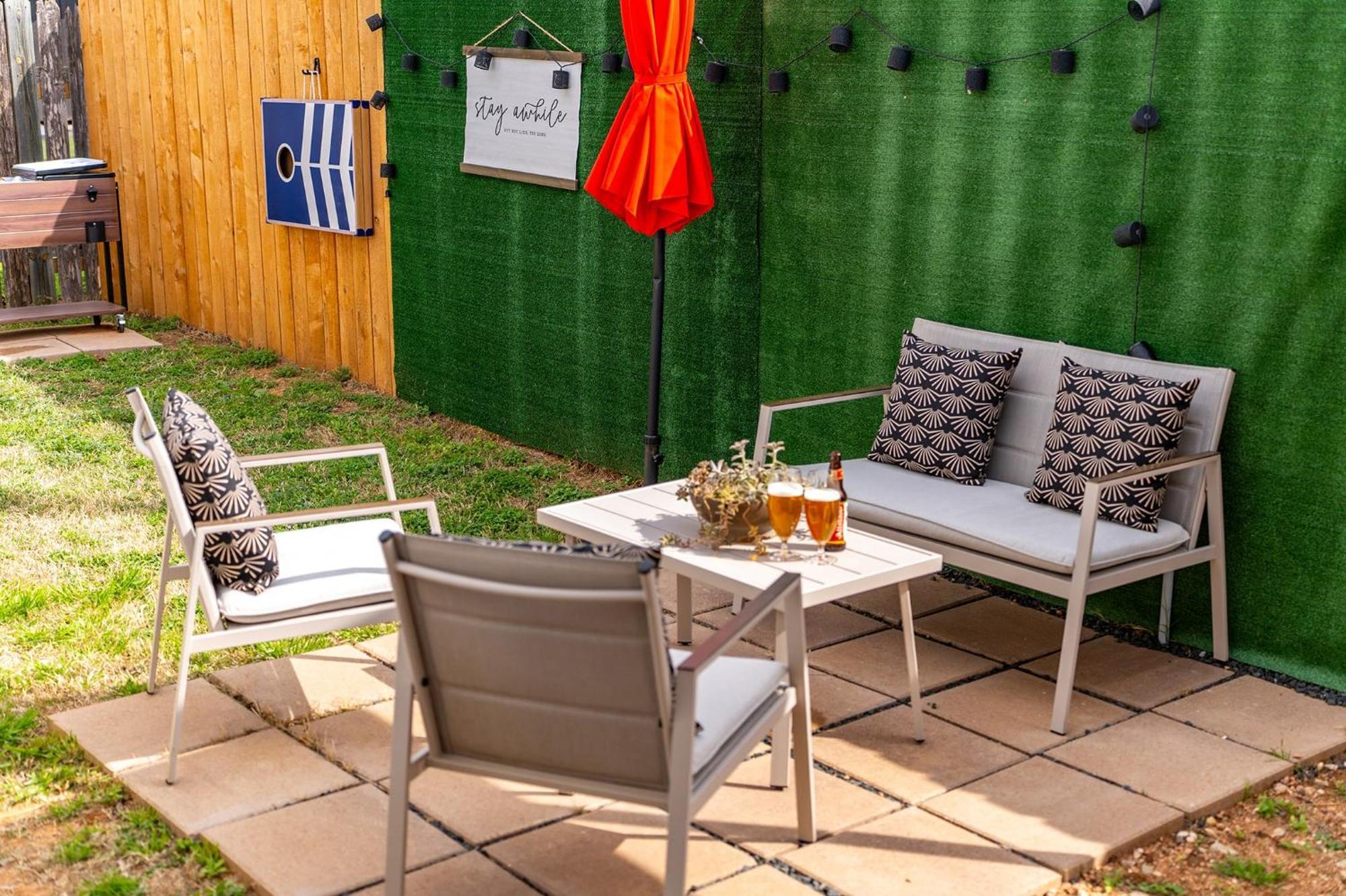 Hidden Cottage Mins To Main St And Sleeps 4 Fredericksburg Dış mekan fotoğraf
